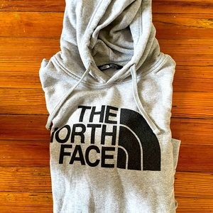THE NORTH FACE hoodie